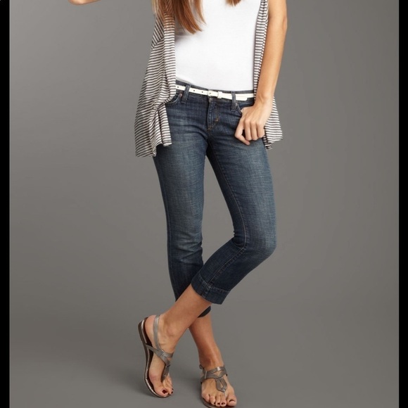 𝅺JOE’S Jeans Socialite Kicker Crop Jean - Picture 3 of 15